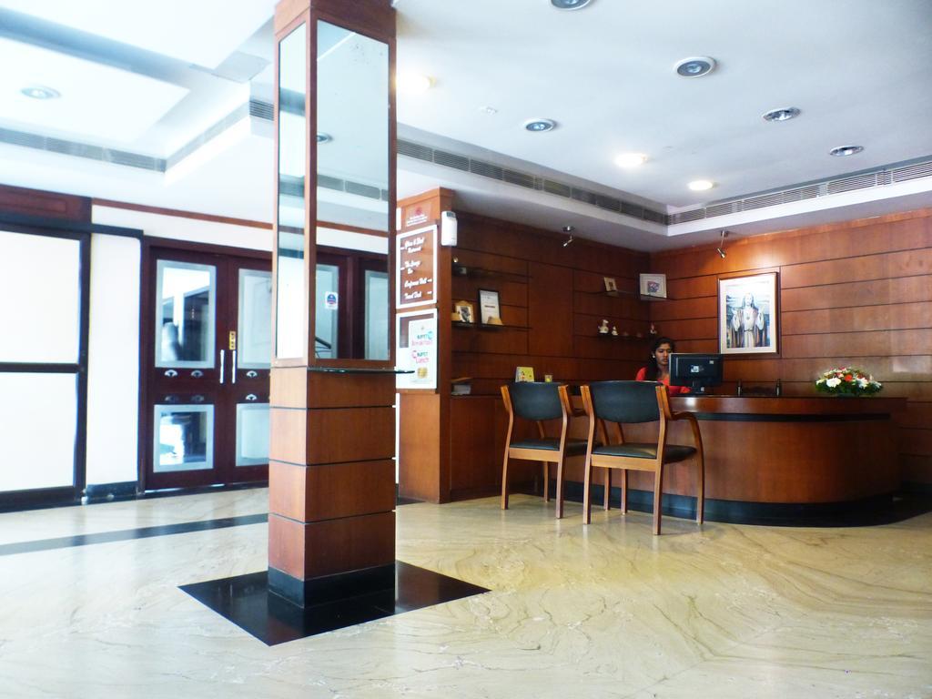 Hotel Highway Garden Kochi Dış mekan fotoğraf
