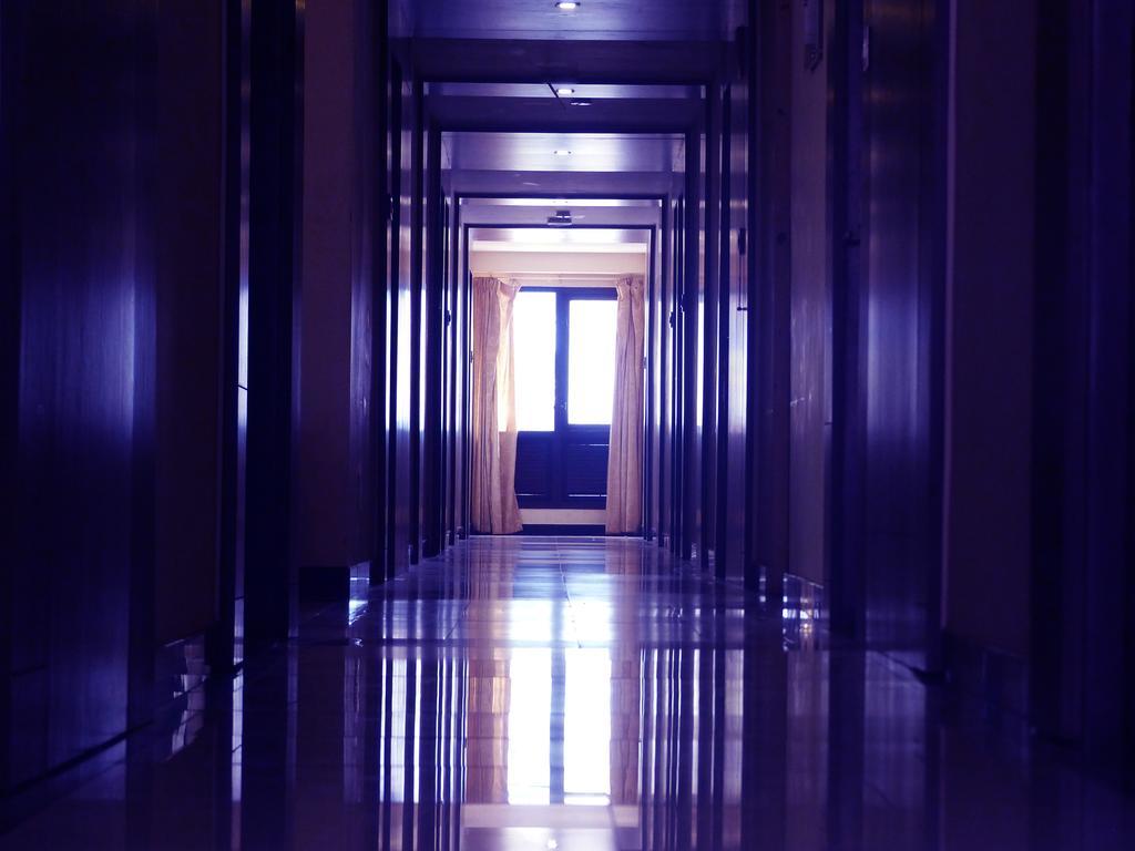Hotel Highway Garden Kochi Dış mekan fotoğraf