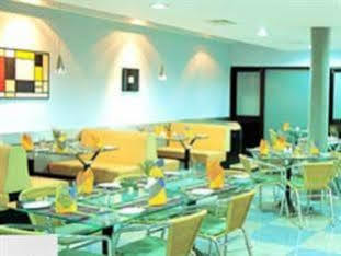 Hotel Highway Garden Kochi Dış mekan fotoğraf